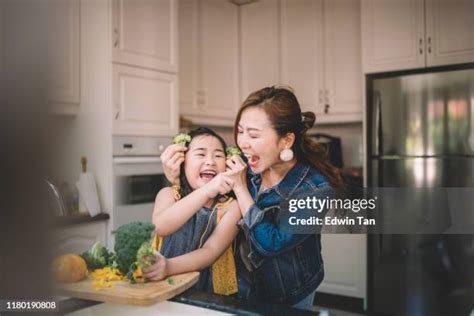 asian mother|131,647 Asian Mom And Daughters Stock Photos & High